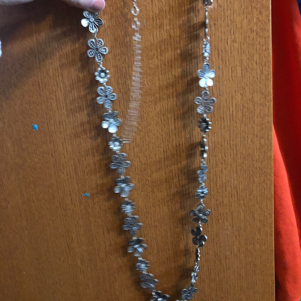 31 jewelry silver flower necklace